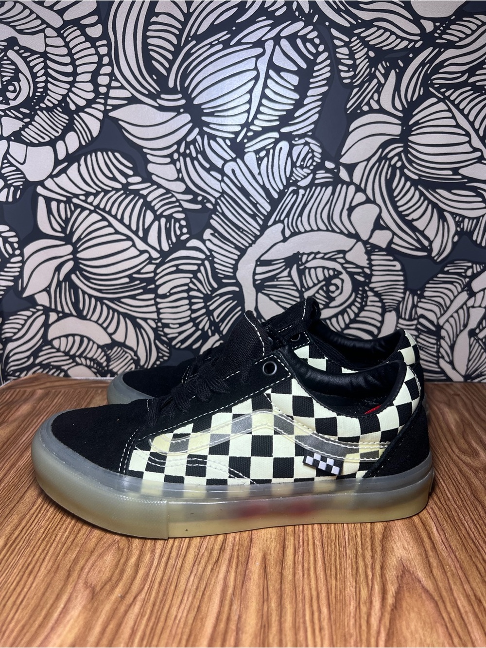 Vans Skate Old Skool Glow In The Dark Mens size 5